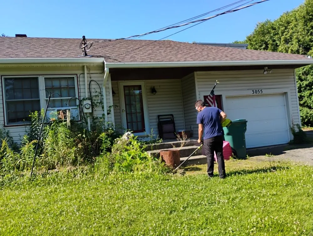 Reliable lawn care service for beautiful yards across Statesville, NC - Craig Eisenhauer