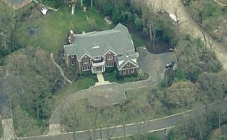 Trusted outdoor landscaping with custom design in Silver Spring, MD by Craig Richmond Landscape Architects