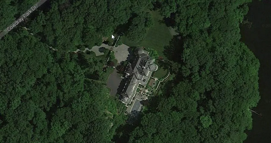 Trusted yard maintenance in Silver Spring, MD by Craig Richmond Landscape Architects