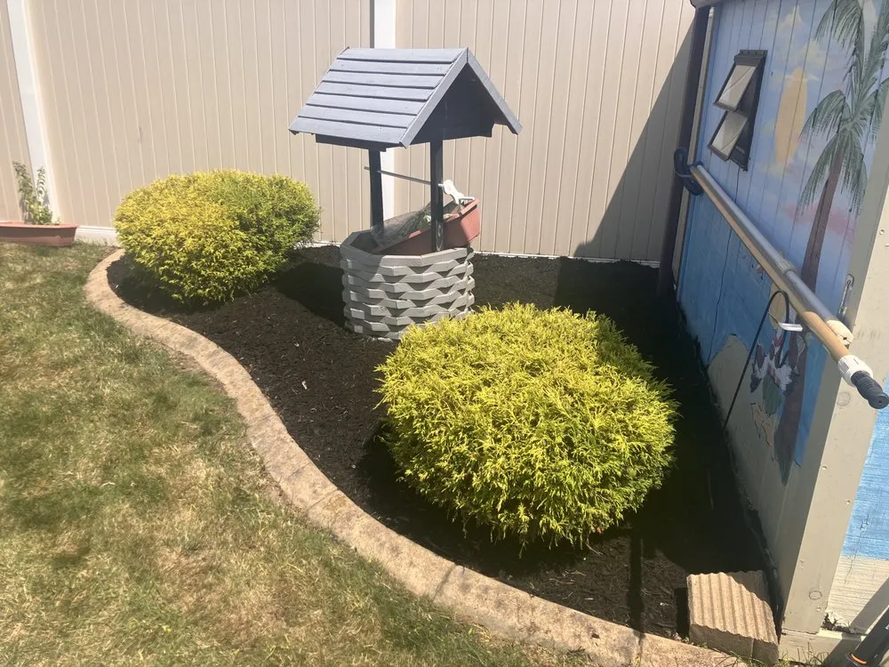 Trusted landscaping services in West Seneca, NY - Craig’s Cutting Edge