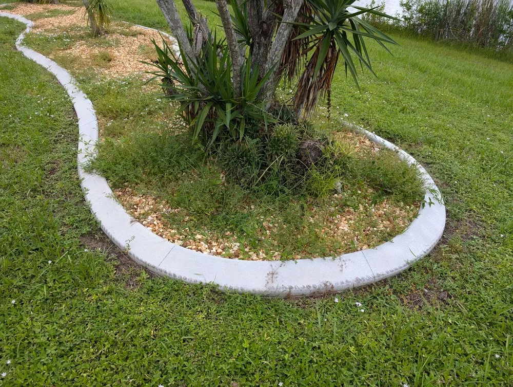 Top-rated garden landscaping experts serving Port Charlotte, FL - Craig's Perfect Turf Landscaping