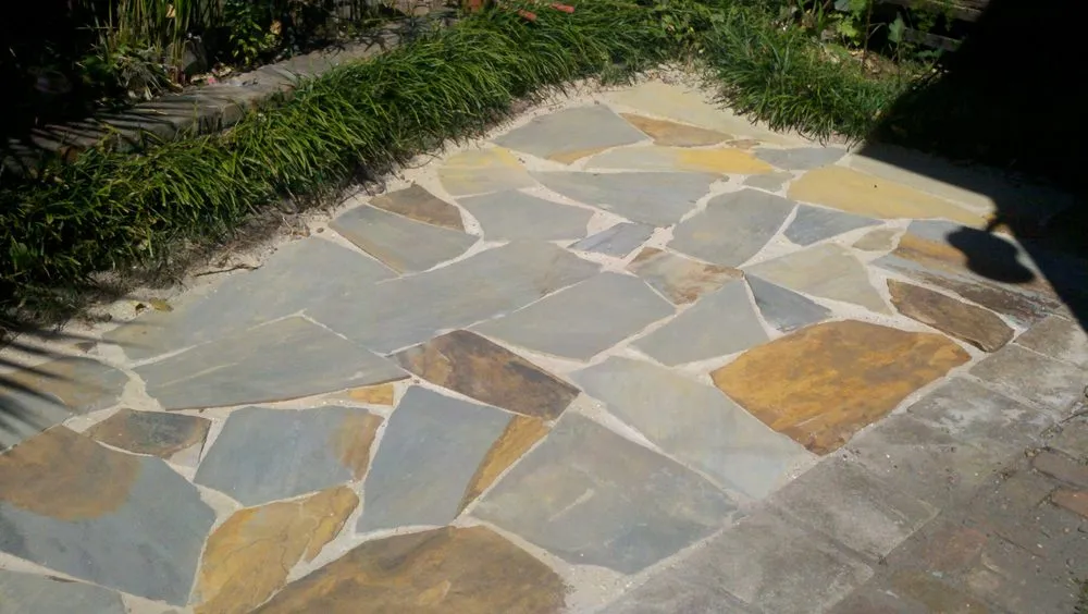 Local yard maintenance in Pensacola, FL - Crain Lawn Care