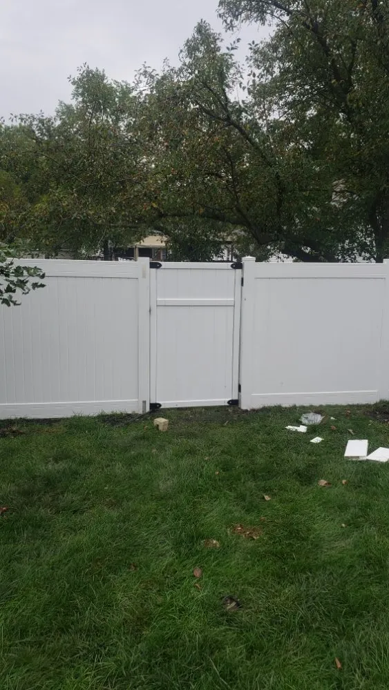 Professional yard cleanup service for beautiful yards across Gilman, IL - Cranked Services