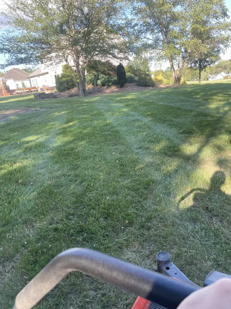 Top-rated landscape installation experts serving Chillicothe, MO - Cranmers Lawn Care and Mowing