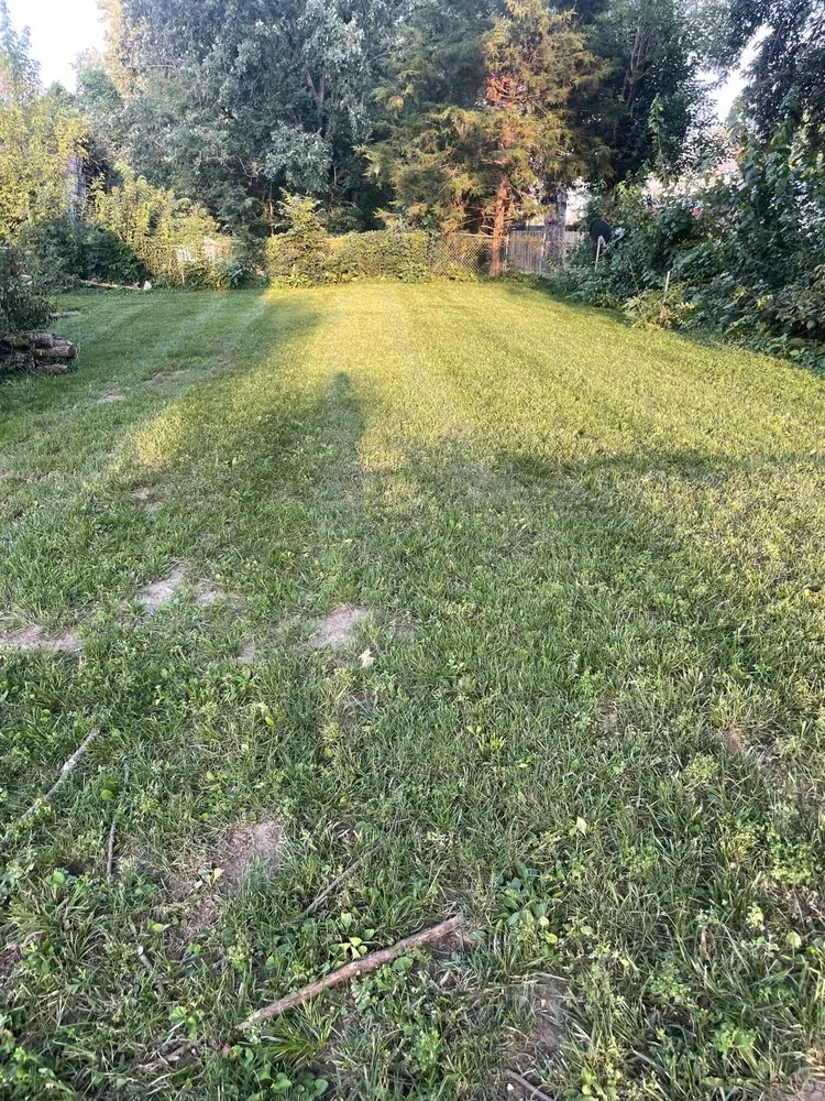 Reliable garden landscaping in Chillicothe, MO by Cranmers Lawn Care and Mowing