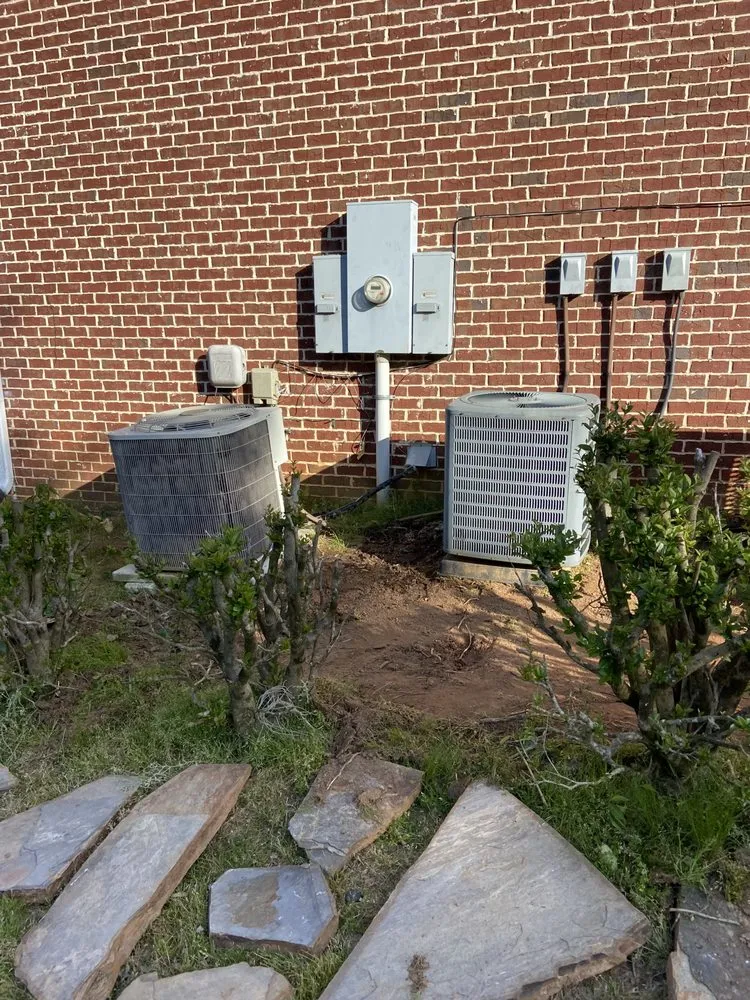 Reliable lawn care service for homes in Fayetteville, GA by Crasian Decking & Landscaping