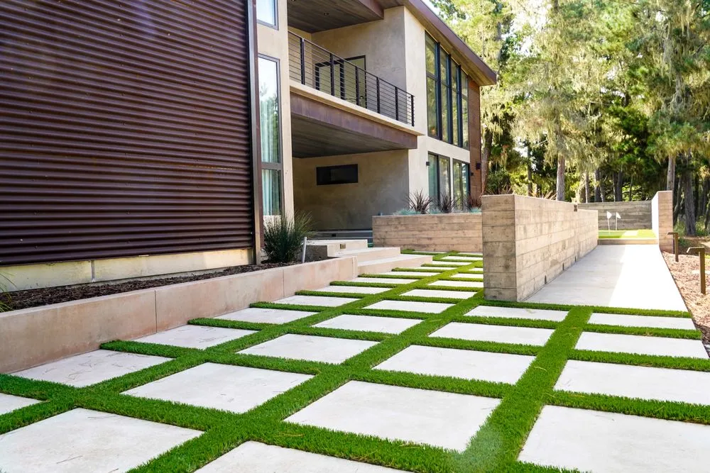 Trusted lawn mowing service in Seaside, CA - Craven Landscaping