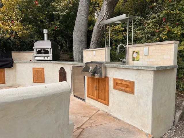 Reliable yard maintenance for beautiful yards in Seaside, CA by Craven Landscaping