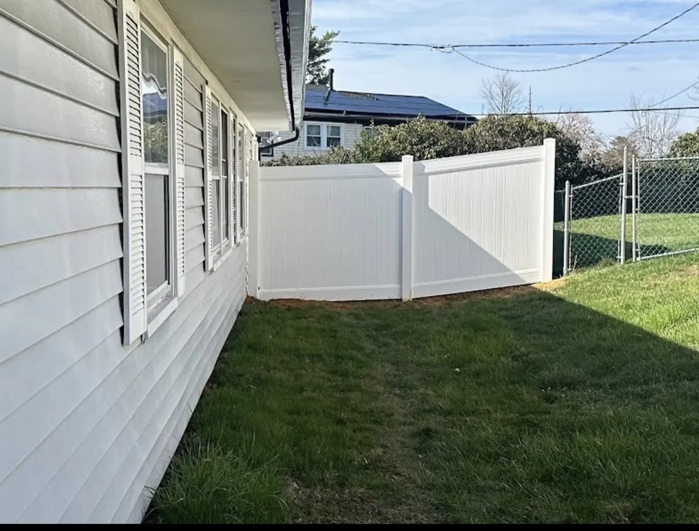 Custom yard cleanup service in Hammonton, NJ by Crawford Enterprise