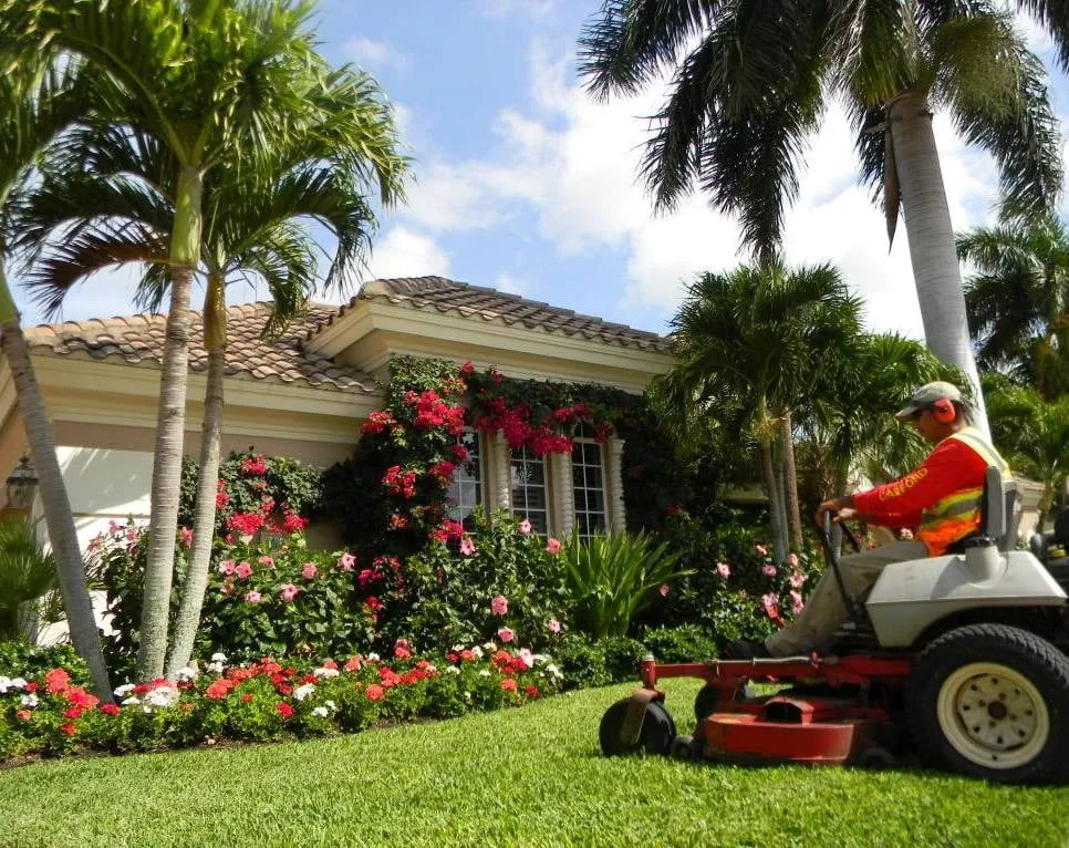 Local lawn care service in Naples, FL - Crawford Landscaping