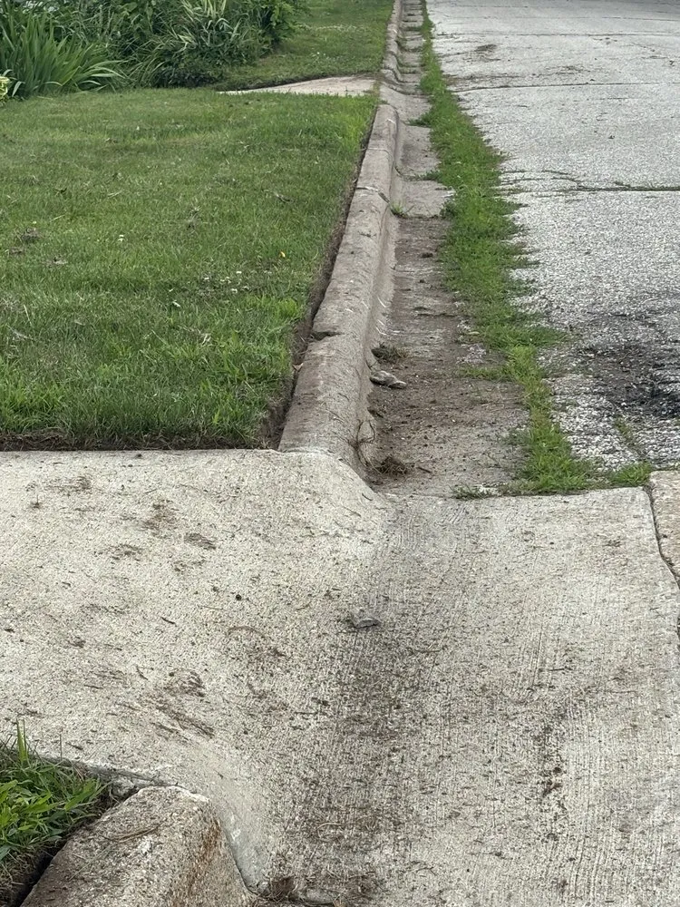 Expert yard cleanup service for residential properties in Clermont, IA by Crawford Lawn Maintenance