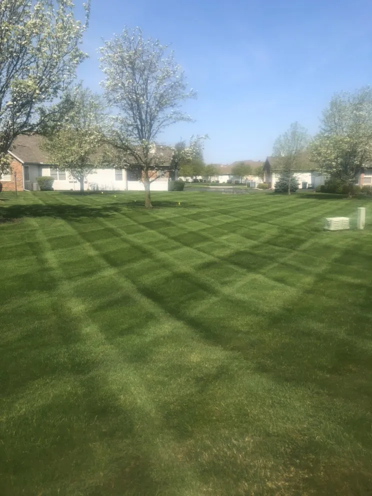 Top-rated landscape installation experts serving Bowling Green, OH - Crawford's Lawn & Landscape