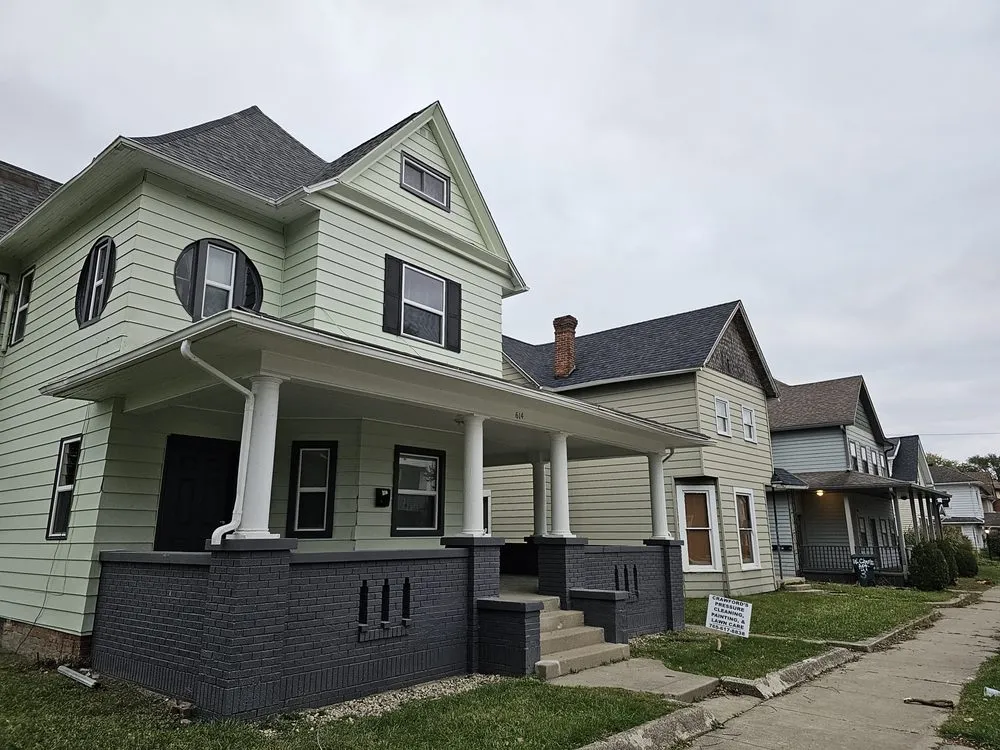 Custom yard cleanup service in Muncie, IN - Crawfords Pressure Cleaning and Painting & Lawn Care