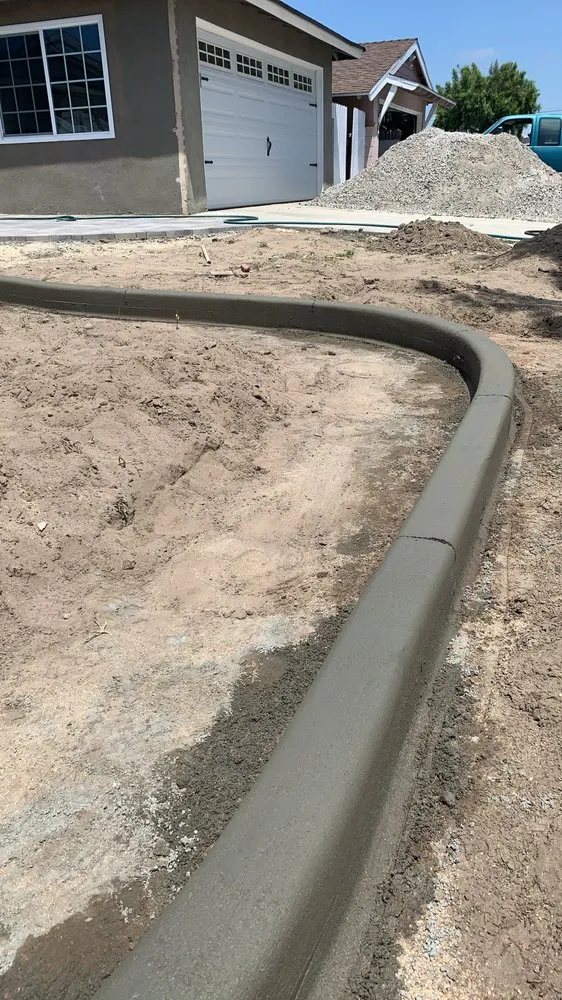 Expert yard cleanup service experts serving Perris, CA - Crazy Curbs