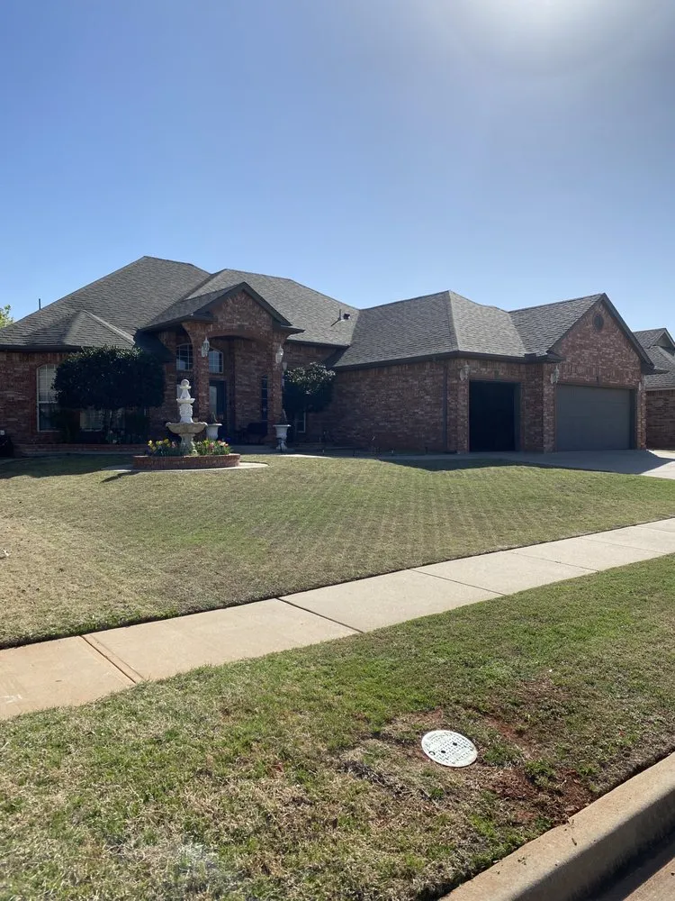 Local lawn care service experts serving Edmond, OK - Crazy Cutz Landscaping