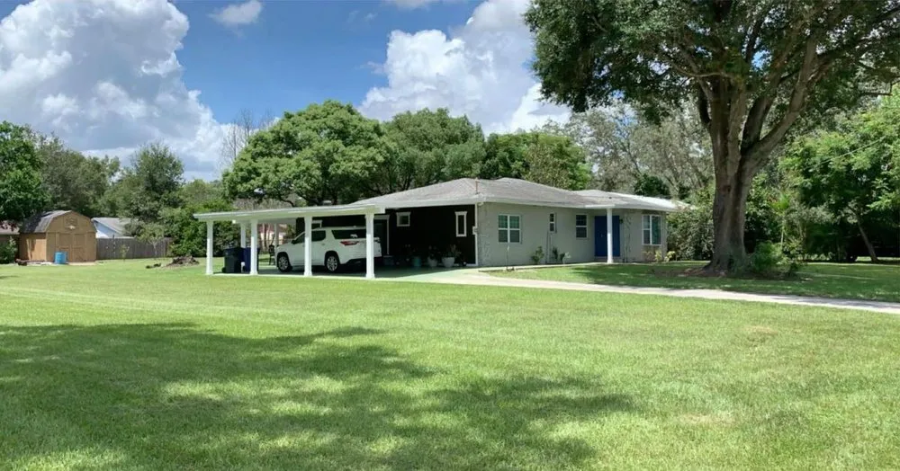 Professional outdoor landscaping in Plant City, FL by CRC Outdoors