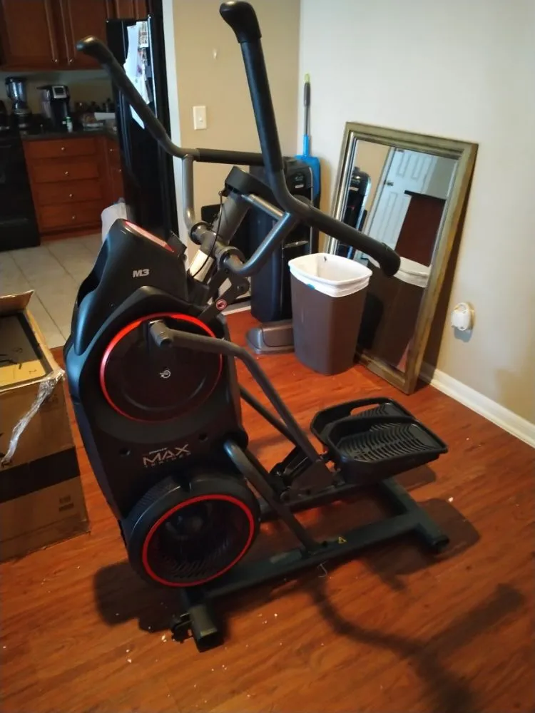 Top-rated lawn mowing service for beautiful yards across Houston, TX - Crdr Services