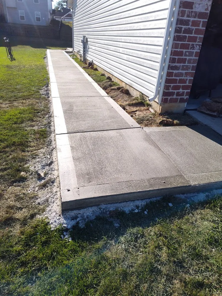 Local outdoor landscaping experts serving Saint Peters, MO - Creamer Construction