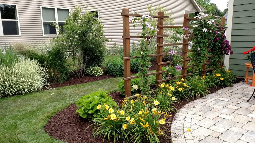 Reliable yard maintenance experts serving Mukwonago, WI - Createscape Landscaping Service