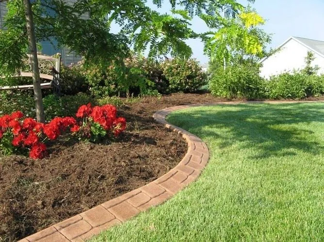 Reliable yard maintenance for residential properties in Mount Pleasant, WI by Creative Borders