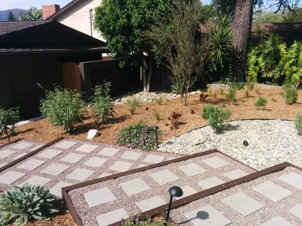 Expert garden landscaping experts serving La Crescenta-Montrose, CA - Creative Concepts Landscape