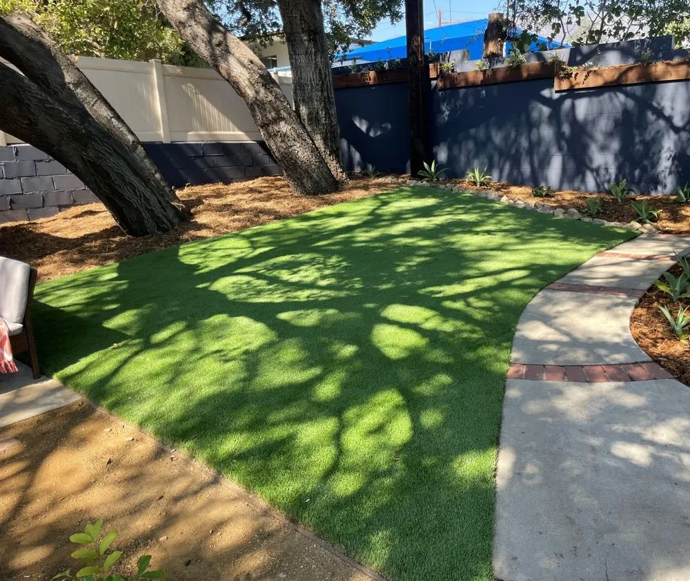 Top-rated garden landscaping for year-round maintenance across La Crescenta-Montrose, CA - Creative Concepts Landscape
