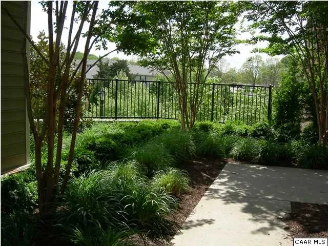 Local outdoor landscaping in Charlottesville, VA - Creative Concepts of VA