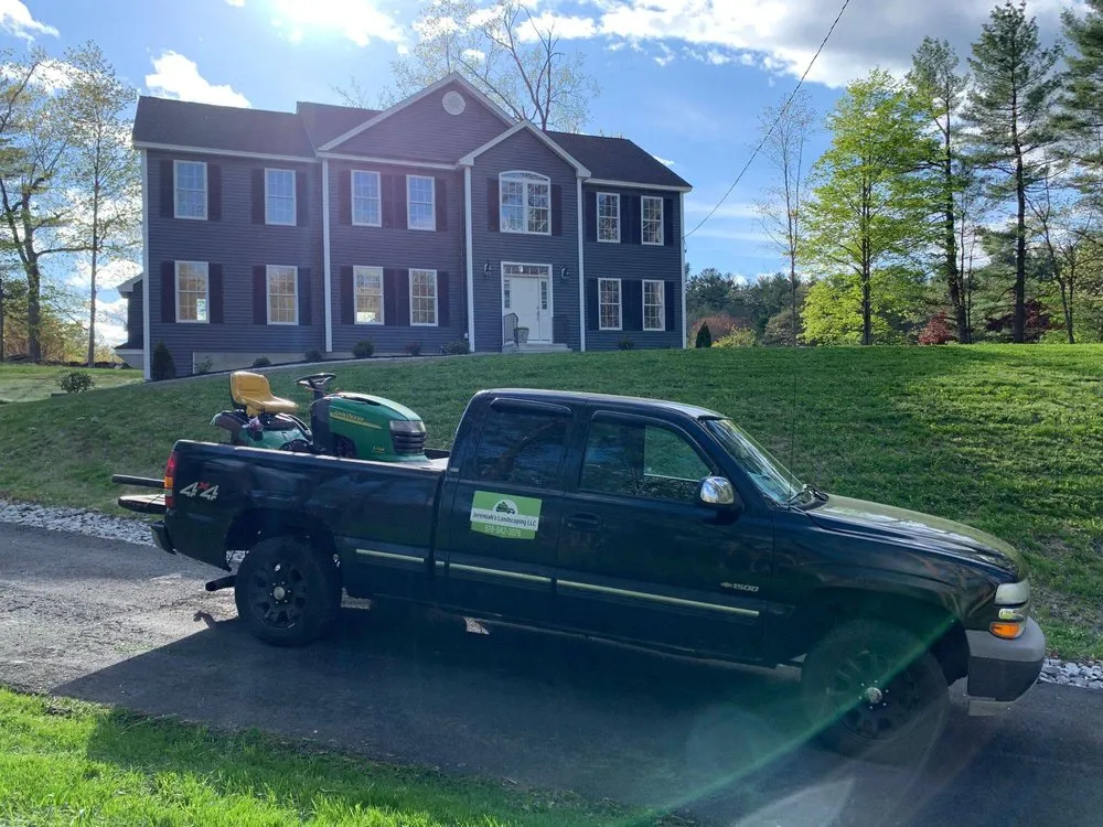 Trusted lawn care service in Lowell, MA - Creative construction