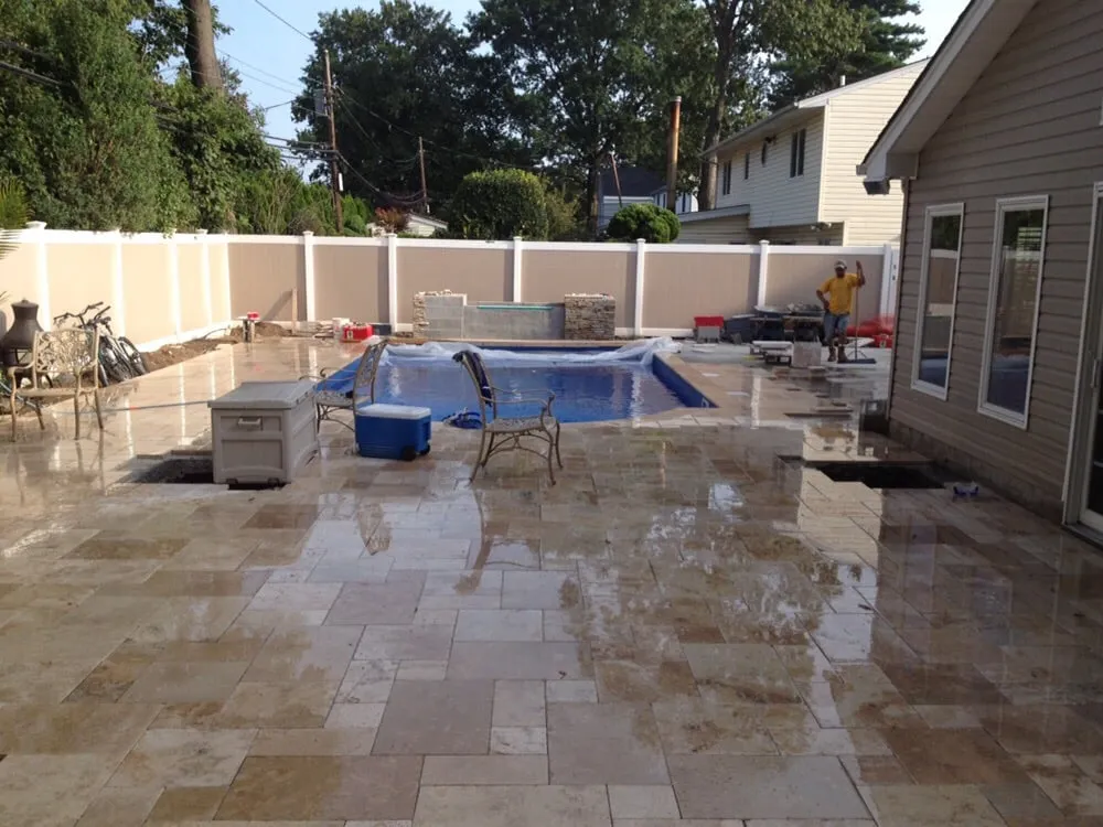 Professional garden landscaping experts serving Westbury, NY - Creative Contracting