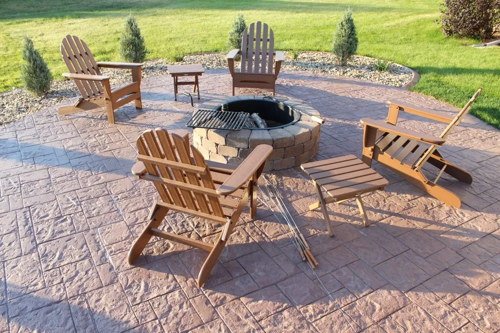 Expert landscaping services experts serving Rochester, MN - Creative Curb Appeal