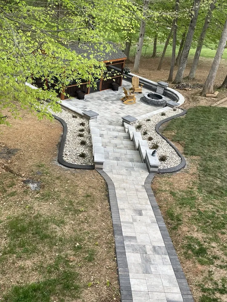 Trusted residential landscaping in Clarksville, TN - Creative Curves