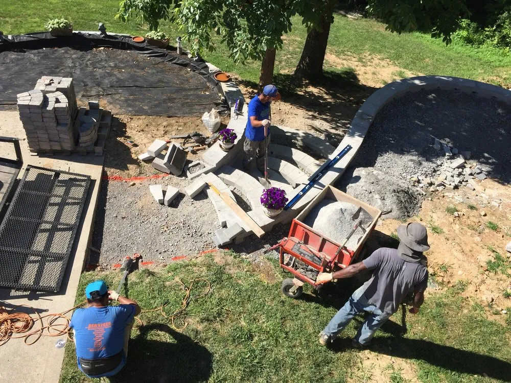 Trusted residential landscaping in Clarksville, TN - Creative Curves