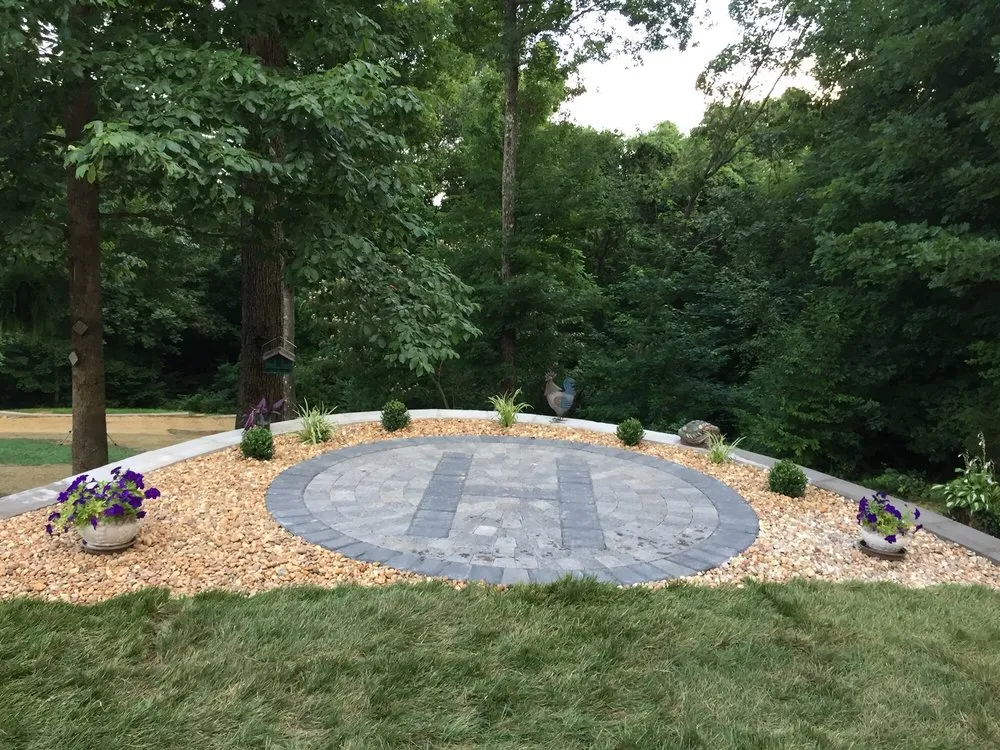 Local landscape design for beautiful yards in Clarksville, TN by Creative Curves