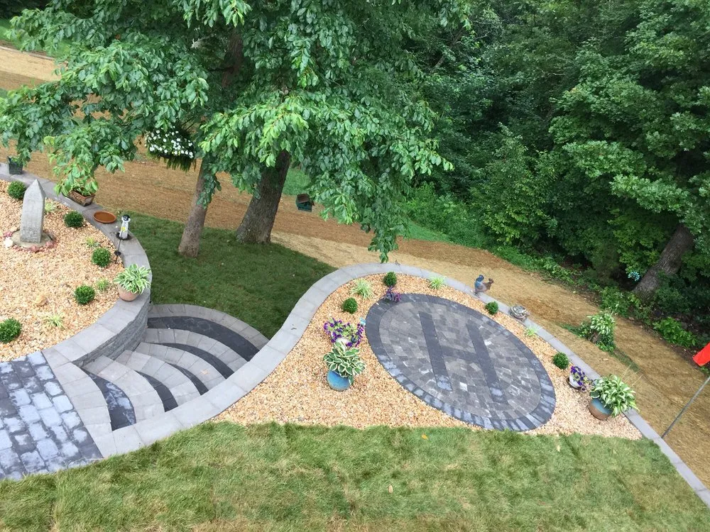 Affordable landscaping services in Clarksville, TN by Creative Curves