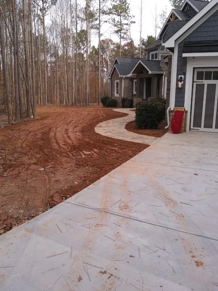 Custom lawn care service with custom design across Troutman, NC - Creative Cuts