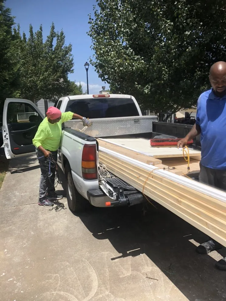 Local lawn mowing service experts serving Riverdale, GA - Creative Designz Landscaping & Home Improvement