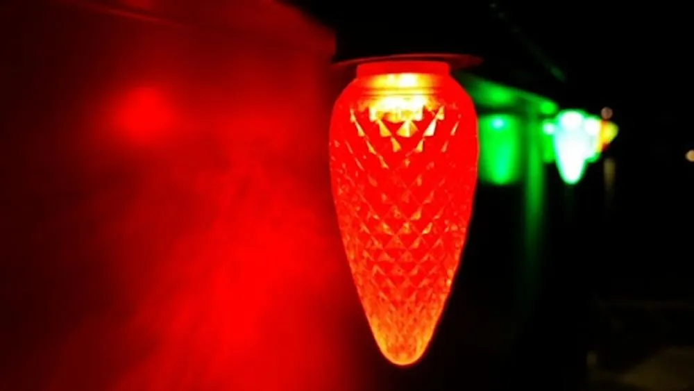 Reliable yard cleanup service in Lenexa, KS - Creative Displays of Kansas City