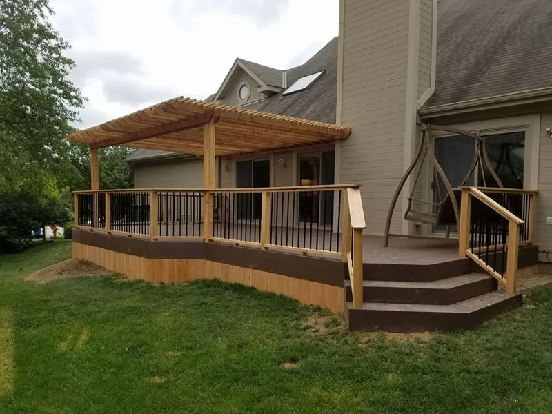 Trusted yard cleanup service in Columbus, OH by Creative Earthscapes Inc, Outdoor Living Design and Build