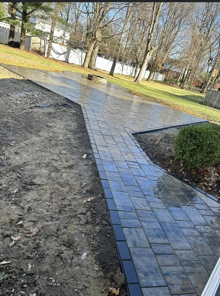 Expert residential landscaping in Mansfield, OH - Creative Edge Landscaping and Designs