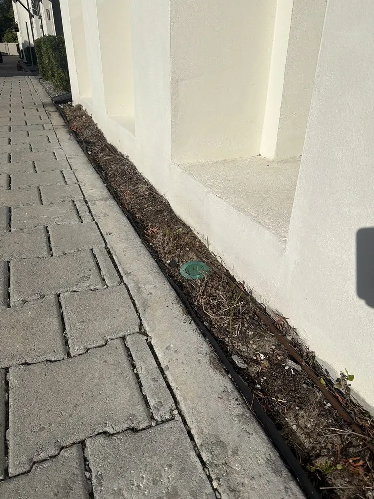 Reliable lawn mowing service in Sanford, FL by Creative Edge Lawn & Landscape