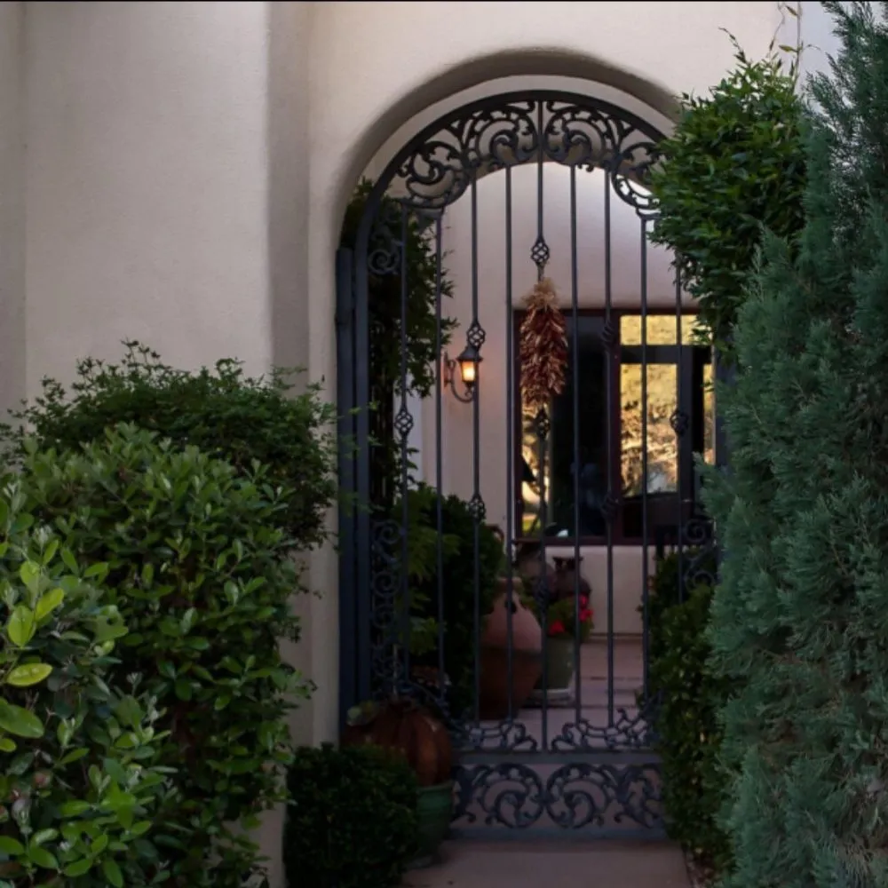 Top-rated lawn mowing service with custom design in Tubac, AZ by Creative Environments