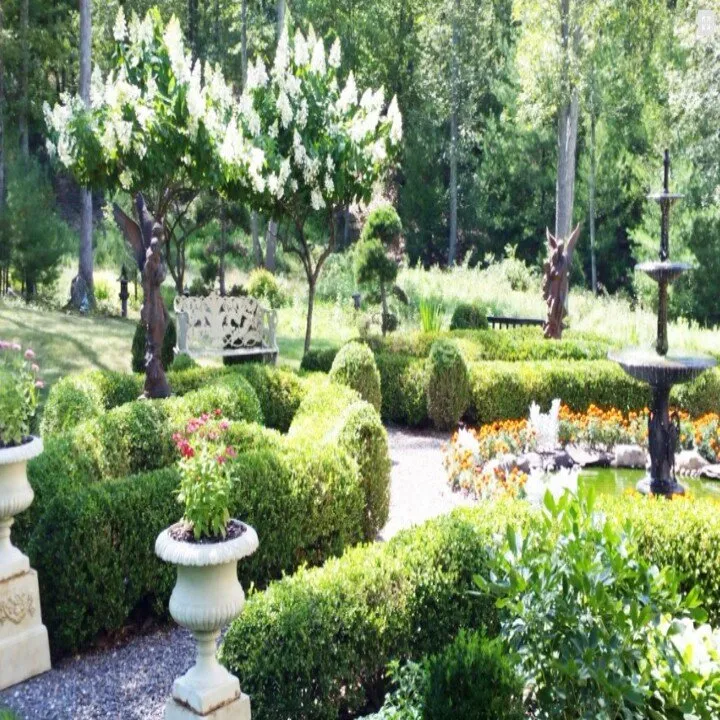 Custom garden landscaping experts serving Stone Ridge, NY - Creative Gardens