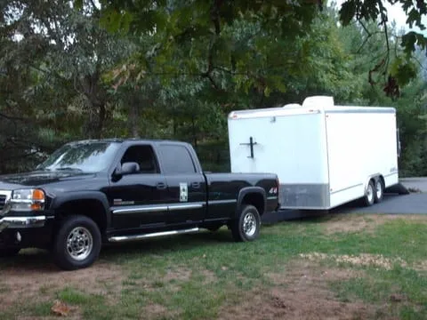 Expert yard cleanup service in Palmetto Bay, FL by Creative Greenscapes