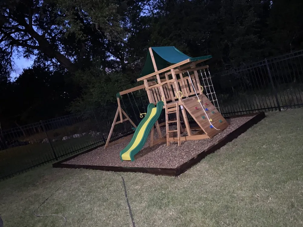 Custom residential landscaping in New Braunfels, TX - Creative Landscape and Fencing