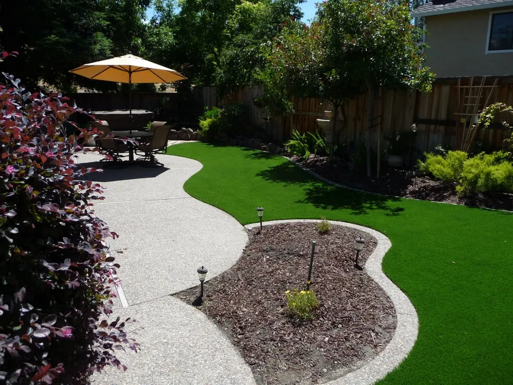 Expert landscape design in Antioch, CA by Creative Landscape Borders