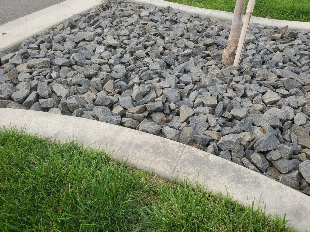 Trusted yard maintenance in Antioch, CA - Creative Landscape Borders