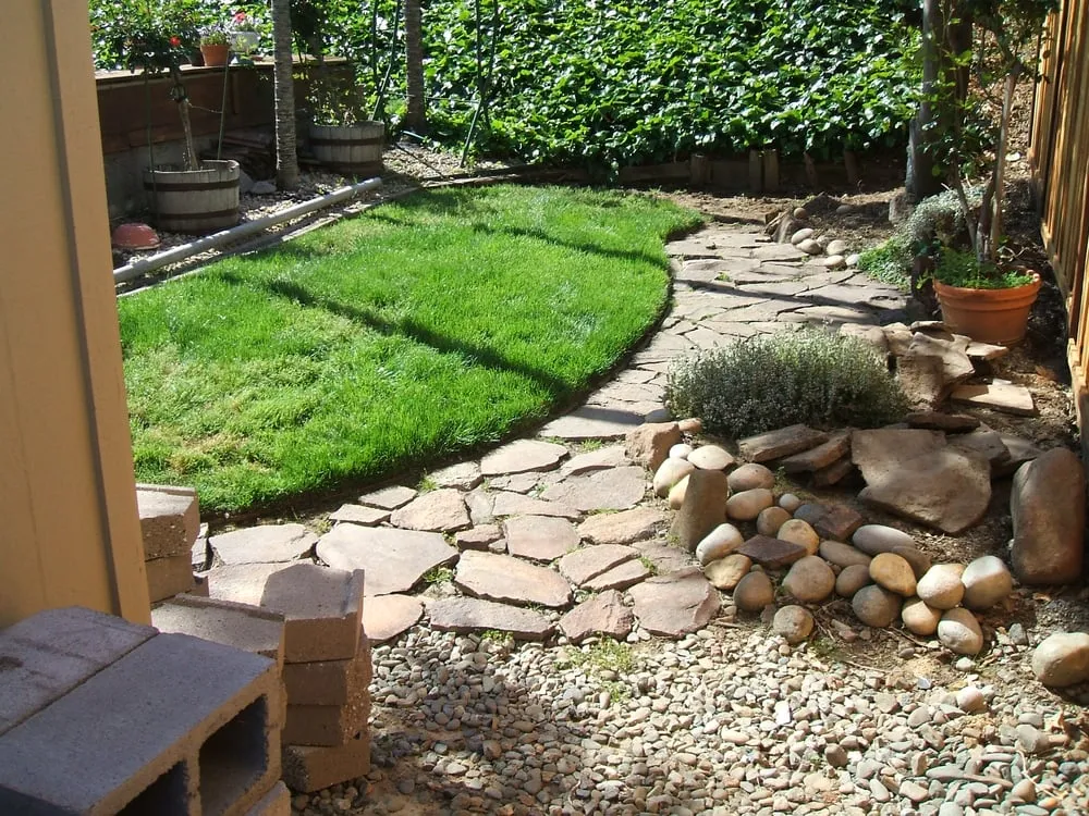 Trusted residential landscaping with custom design in Antioch, CA by Creative Landscape Borders