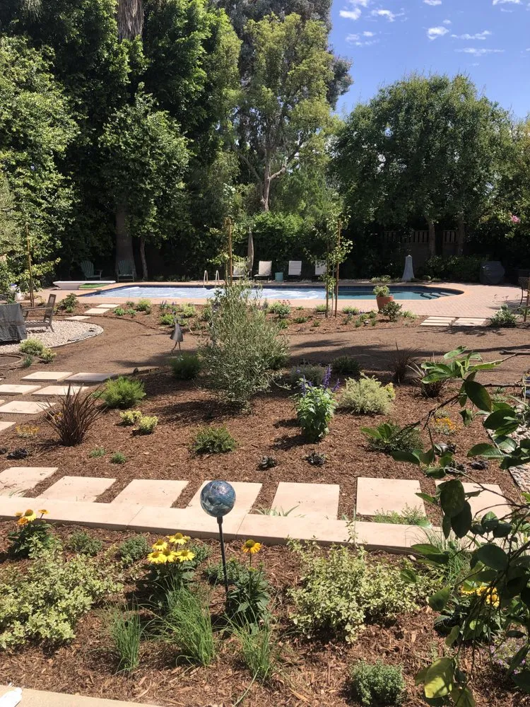 Affordable garden landscaping experts serving Malibu, CA - Creative Landscape Design & LED Lighting