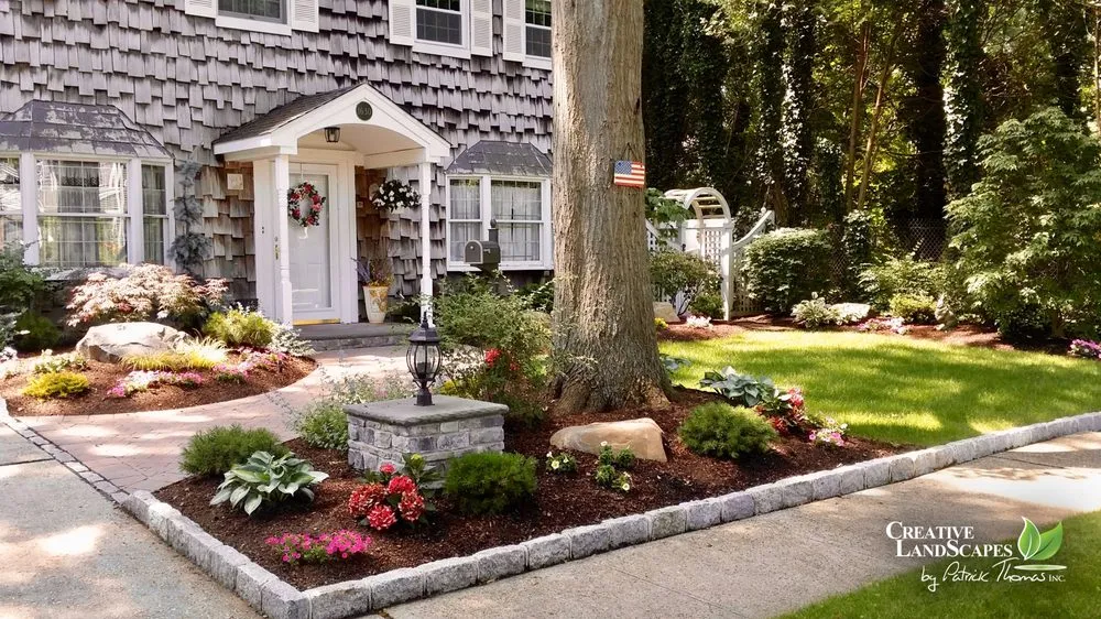 Affordable yard cleanup service in Wantagh, NY - Creative Landscapes by Patrick Thomas