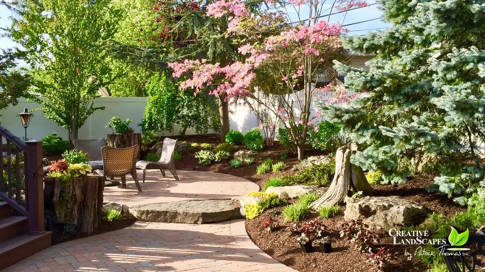 Expert landscape installation experts serving Wantagh, NY - Creative Landscapes by Patrick Thomas